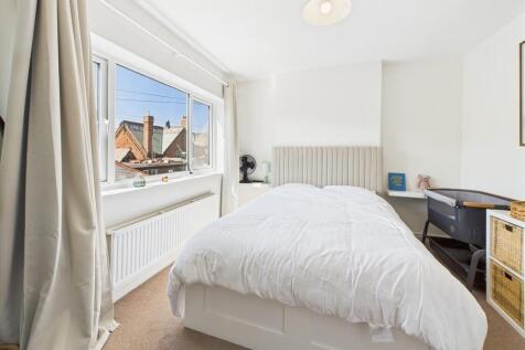 CAM02854G0-PR0403...