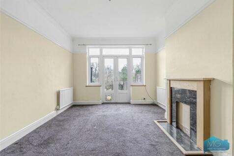 3 bed, 1 bath Semi-Detached in bristol - Photo 12