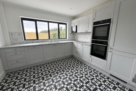 Kitchen.jpeg