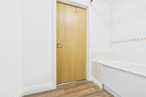 84 - 86 Stapleton Rd St Jude's, Bristol BS5 0PW |