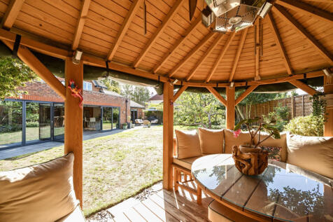 1348674-13-68bf10...