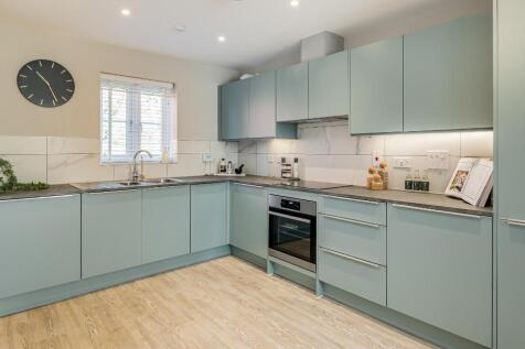 Similar Show Home