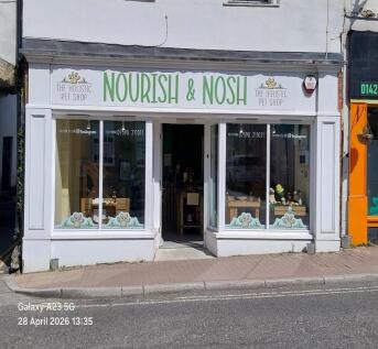 Retail Property (high street) to rent in knaresborough