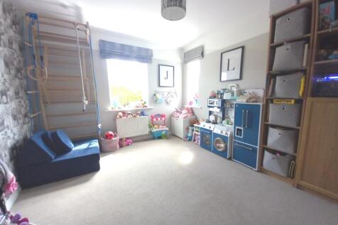 PLAYROOM OR ADDITIONAL RECEPTION ROOM