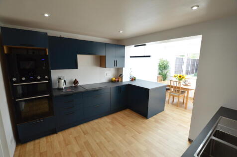 Re-Fitted Kitchen