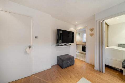 1393629-8-694a661...