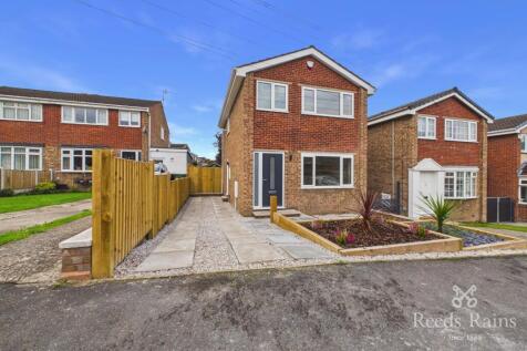 3 Bedroom Detached in S21 1BZ