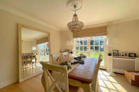 Dining Room (1)