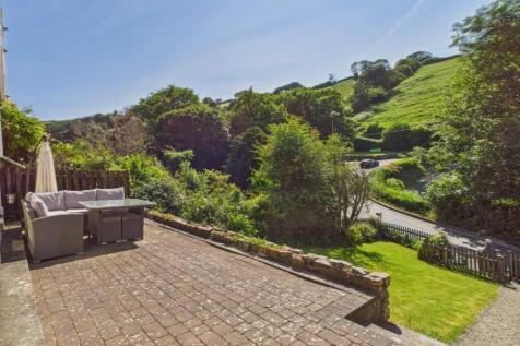 Front Garden patio/View
