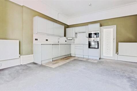 Living Room/Kitchen