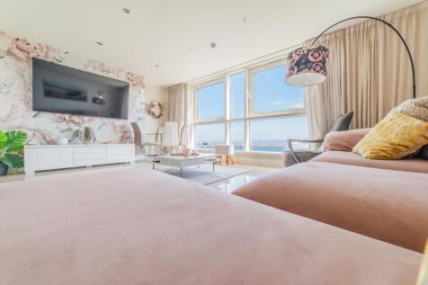 Award-winning Media team on EVERY Listing_3