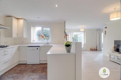 Open Kitchn Diner at Reedsdale by Ben Brind @ EweM