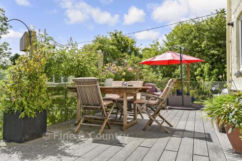 Patio / Decking