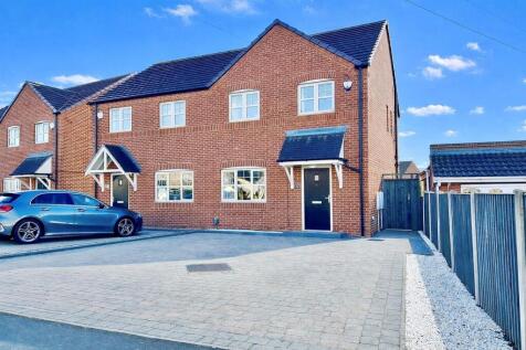 Ashfield Grove Halesowen 1.jpg