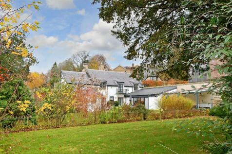 5 bed, 3 bath Detached in Sheffield - Photo 34