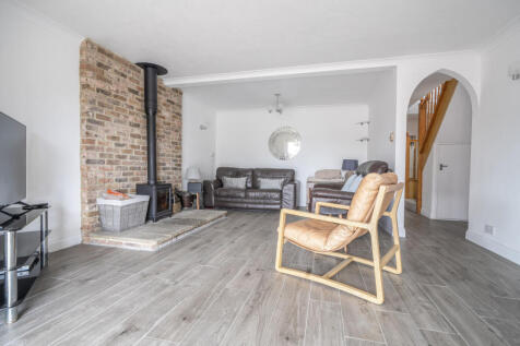 1340790-9-68b6f8d...