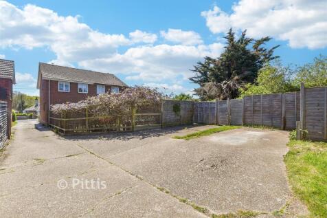 Driveway/Parking