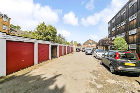 11 cedar court-19.jpg
