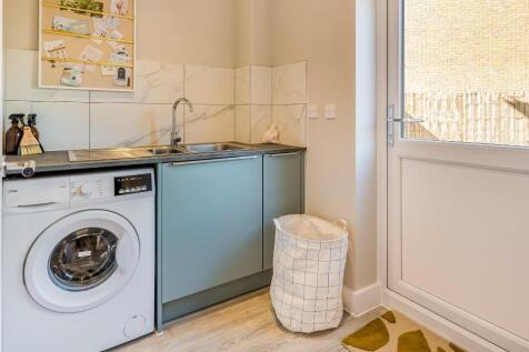 Similar Show Home