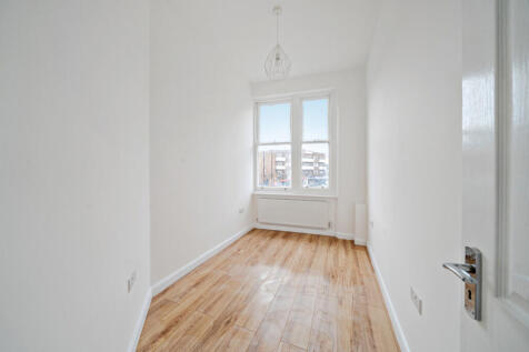 1362965-7-68f8b95...