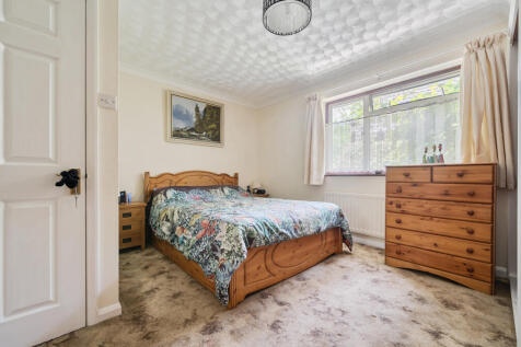 1300549-4-6837145...