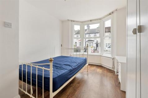 Etchingham Road, E15