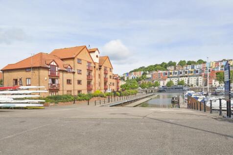 **VIRTUAL TOUR AVAILABLE** ALLOCATED PARKING SPACE. BRILLIANT WATERFRONT LOCATION. Two double bedroom unfurnished first floor apartment. Perfect for a couple, single professional or two sharers.