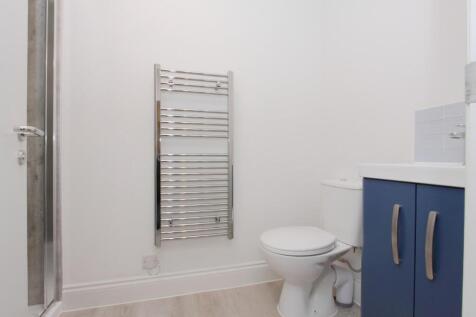 Shower Room.JPG