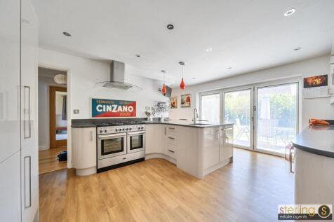 b6df2b71-533c-445e-860f-347d538912a4.jpg