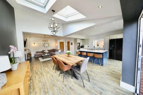 Kitchen diner