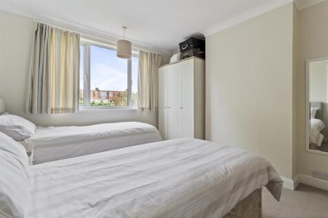 Sheridan Road 27-011.JPG