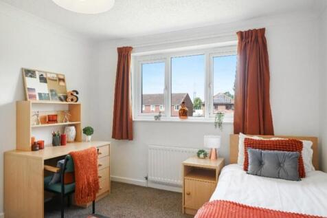 1 Bedroom Flat in CO4 6EB