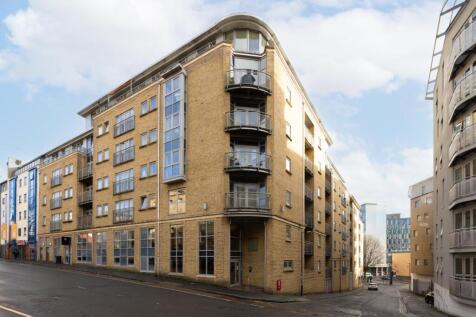 Flat 100, Hamilton Court, BS2-16.jpg