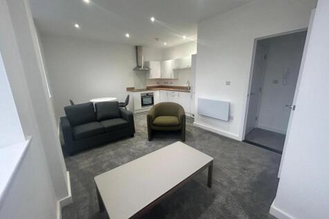 WhatsApp Image 2025-11-13 at 15.45.51 (1).jpeg