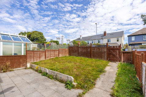 A04 - 9 Archery Close, Kingsbridge - 260814