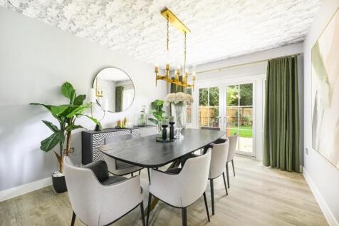 Millside Grange, dining