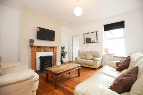 3 Bedroom Flat in NE6 5PP