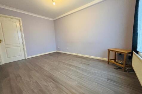 Living Room: