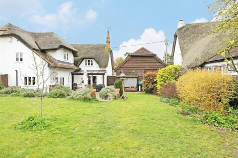riverside cottage PH104_1.jpg