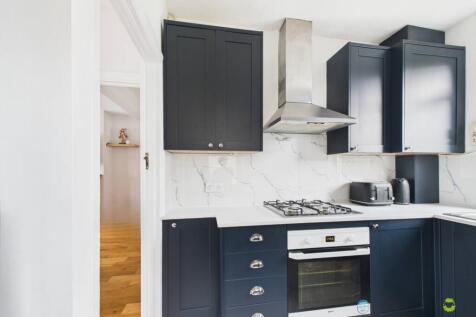 Presented by Nicoleta at EweMove Bexleyheath and D