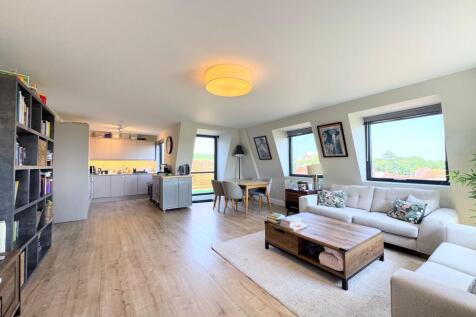 Lounge/kitchen/dining area
