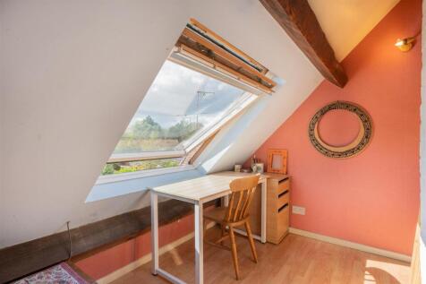 238 London Road-26.jpg