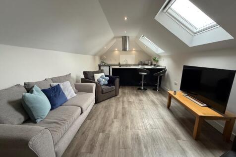 4 Bedroom House in NG2 7NT