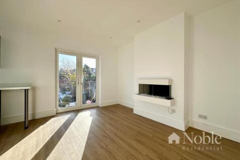 Open Plan Kitchen/ Living Room