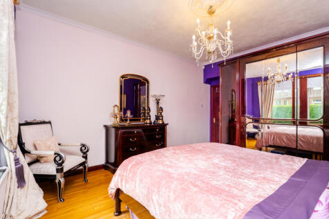 5 bed, 5 bath Detached in Glasgow - Photo 26