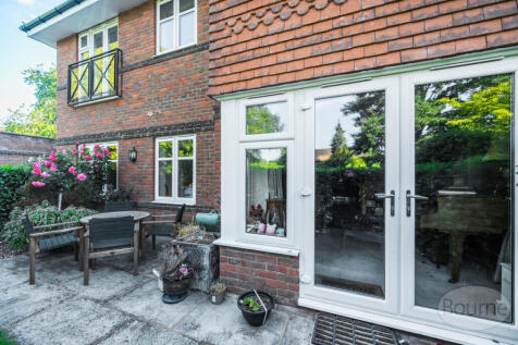 111ed6db-7490-41e...