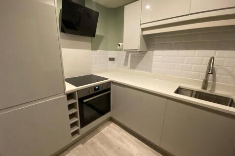 KITCHEN 1.jpg