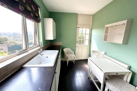 DINING/ KITCHEN