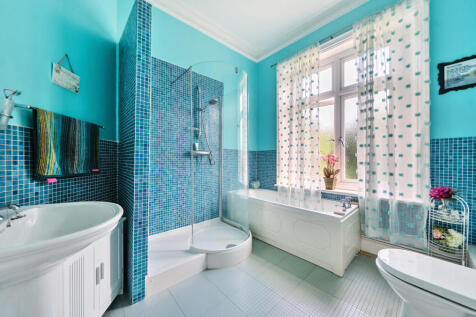 1315035-11-685b90...