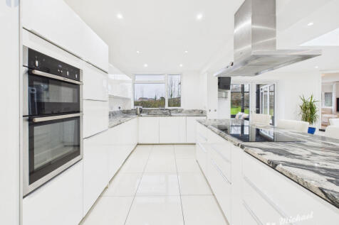 b5cc9b073dd948df8cf915522123f74e_80_CAM03852G0-PR0